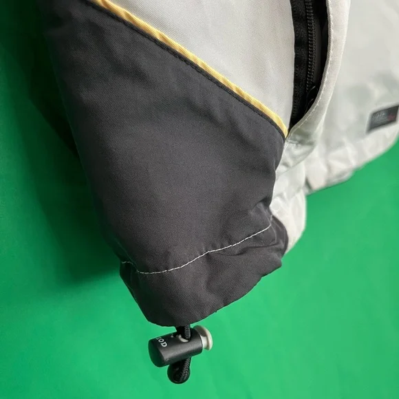 IZOD jacket, men’s medium, gray and cream color, good condition - Picture 6 of 9